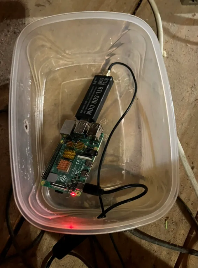 RTL-SDR V4 on Raspberry